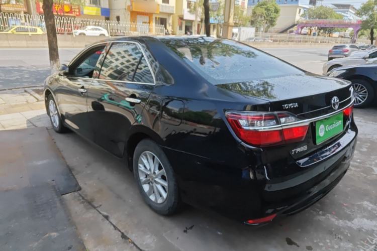 Used Toyota Camry 2016 2.0G 10th Anniversary Leading Edition
