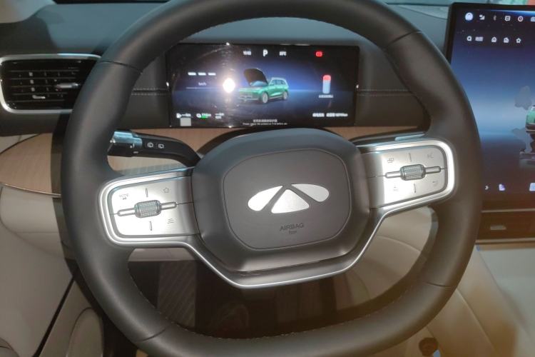 Used Chery T11 2026 Model 220 All-Wheel Drive Family Fun Edition
