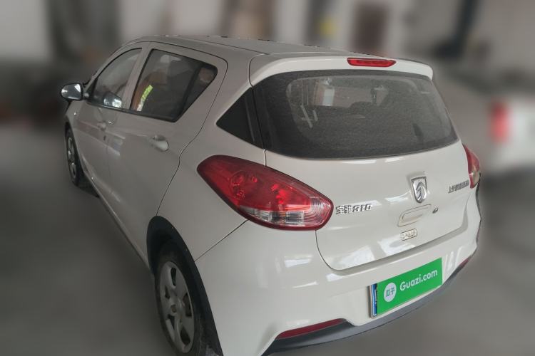 Used Baojun 310 2016 1.2L manual Comfort trim level