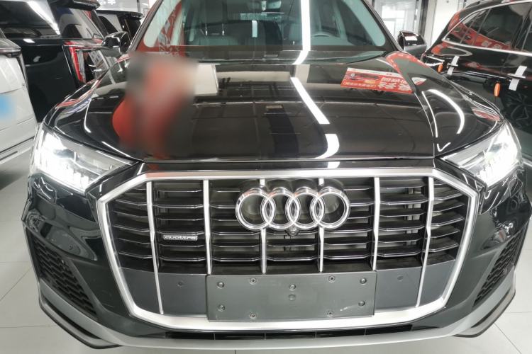 Used Audi Q7 2020 55 TFSI quattro S line sports model