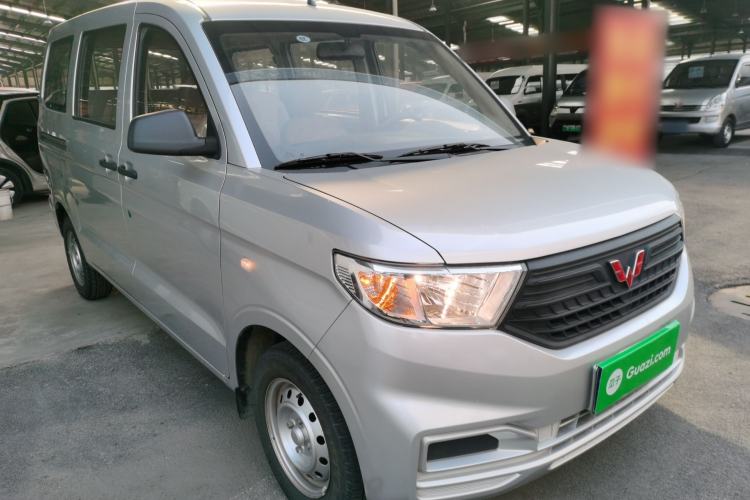 Used Wuling Hongguang V 2022 1.5L Jingqu Version Hydraulic Power Steering LAR