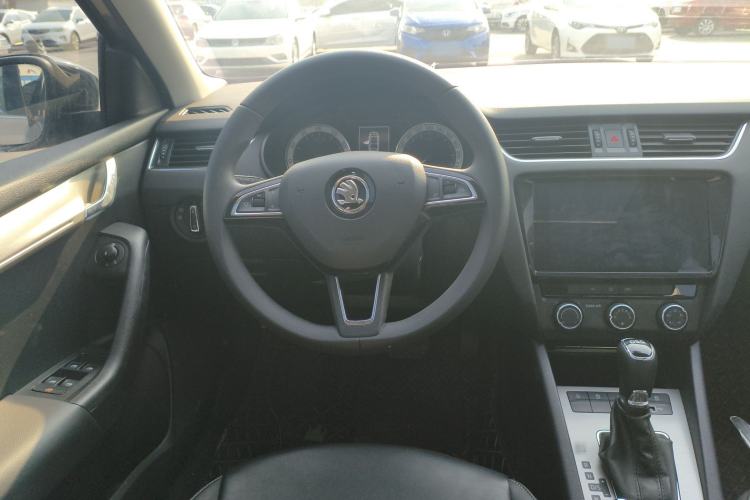 Used Skoda Octavia 2019 TSI280 DSG SmartDrive Luxury Edition China VI