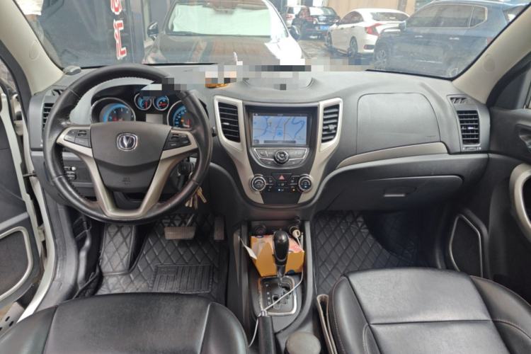 Used CHANGAN CS35 2014 1.6L Automatic Luxury Navigation Model China IV Standard
