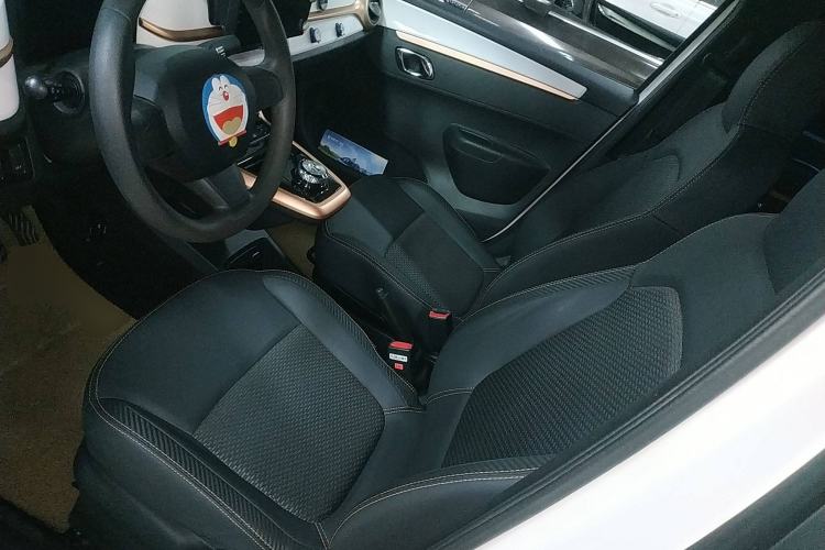 Used Dongfeng NAMMI BOX 2022 Revised Light Wind Edition 201 km Standard Version