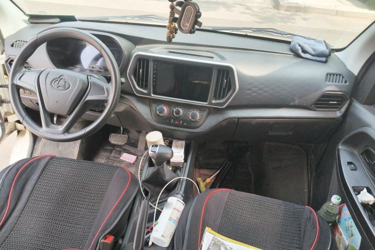 Used CHANGAN KAICHENG Ruixing EM80 2024 Comfort-Style 6-Seater 41.86 kWh Center Console