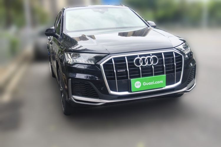 Used Audi Q7 2020 55 TFSI quattro S line sports model