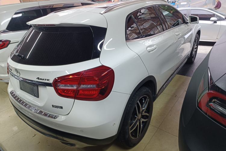 Used Mercedes-Benz GLA 2016 GLA 220 4MATIC Fashion Edition
