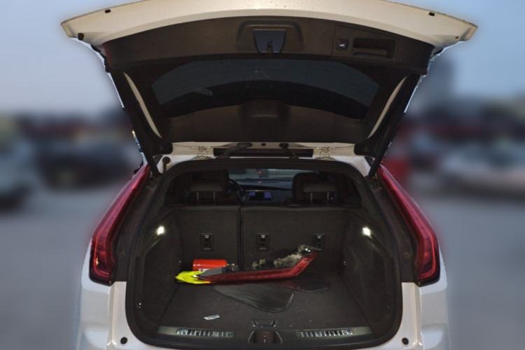 Used Cadillac XT4 2020 28T Two-Wheel-Drive Leading Version Trunk