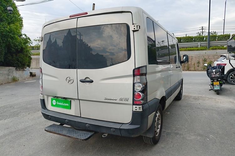Used JAC Group Sunray 2024 2.0T Comfort Edition Single-Tyre Low-Roof Van with 5/6/7 Seating Configurations