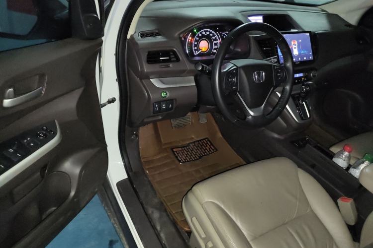 Used Honda CR-V 2013 2.4L two-wheel drive luxury version Driver Seat