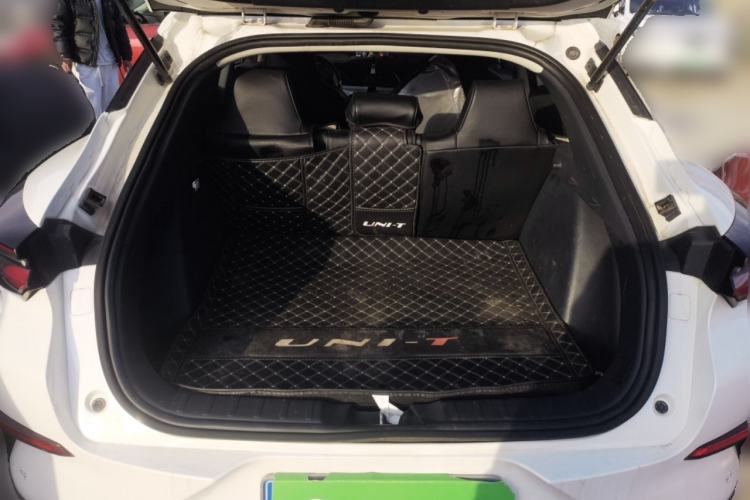 Used CHANGAN UNI-T 2020 1.5T Prestige Version
