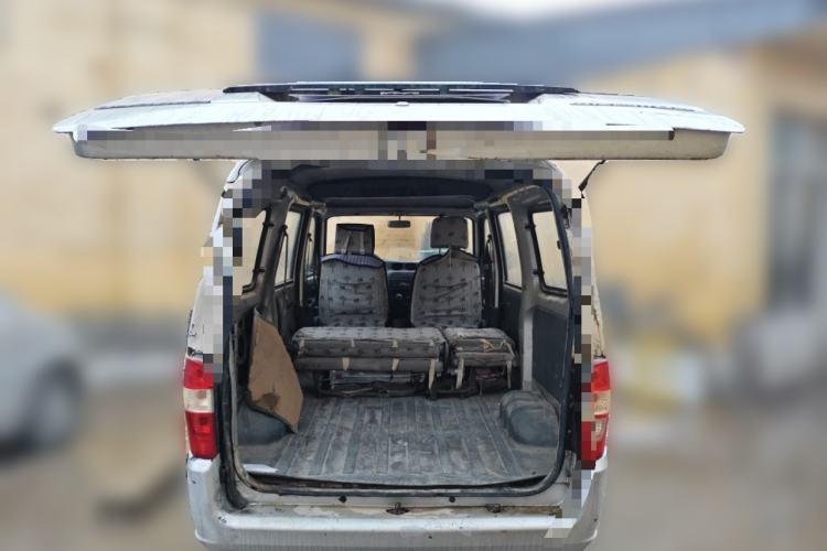 Used Wuling Zhiguang 2010 1.0L New Version Practical Short-Body L2Y