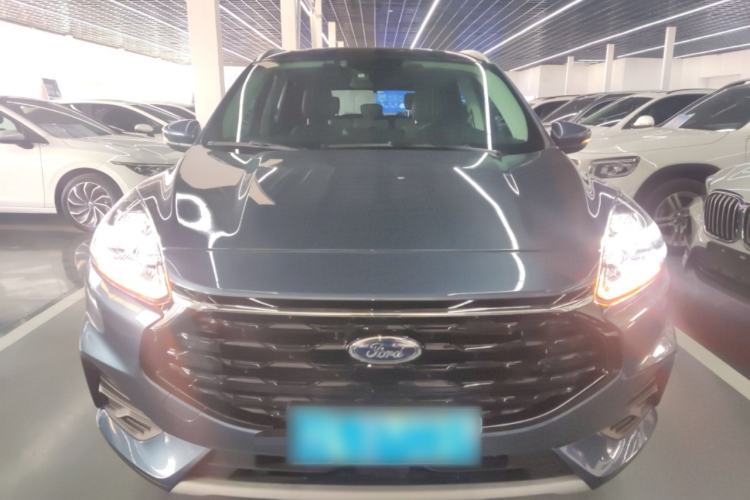 Used Ford Escape 2024 EcoBoost 245 Two-Wheel-Drive Titanium Edition
