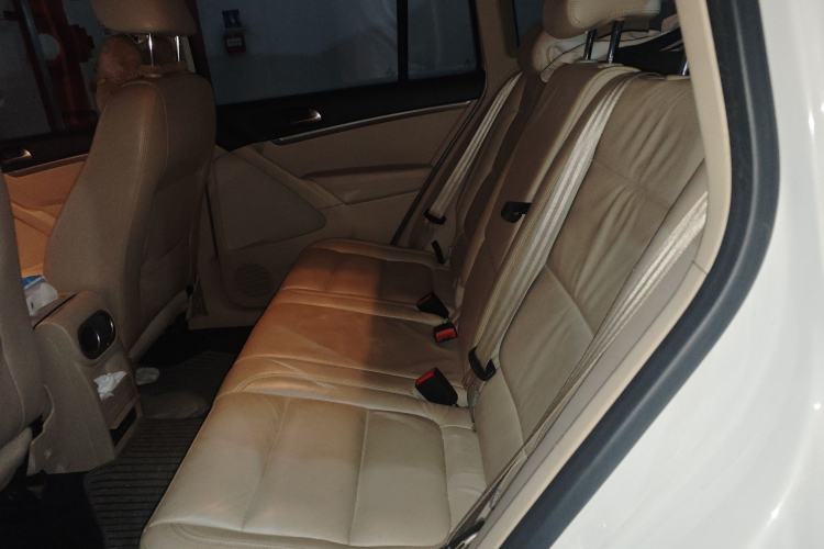 Used Volkswagen Tiguan 2016 300TSI Automatic Two-Wheel Drive Comfort Edition Left Rear Seat