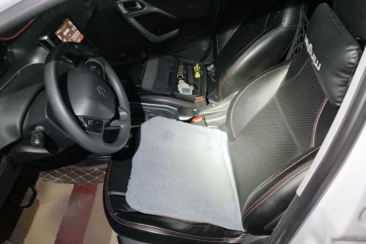 Used Peugeot 2008 2014 1.6L Automatic Fashion Edition
