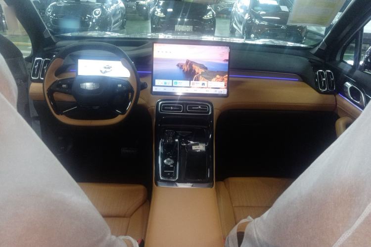 Used Geely Auto FX11 2025 4th Generation 1.5TD DCT Jinxiu