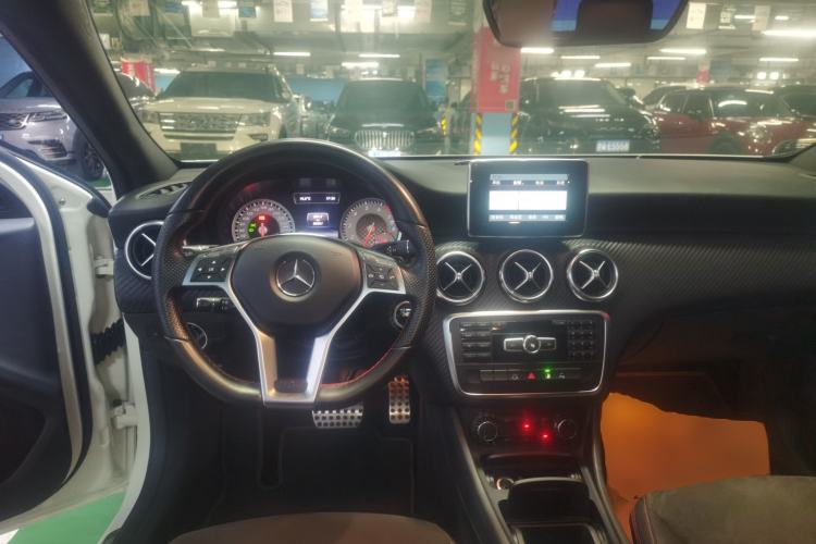 Used Mercedes-Benz A-Class 2015 A 200 Sport Edition Steering Wheel