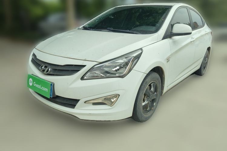 Used Hyundai Verna (older generation) 2014 1.4L Manual Smart GLS Trim