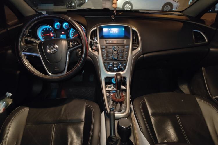 Used Buick GT 2011 GT 1.8L Automatic Fashion Edition Leather Model