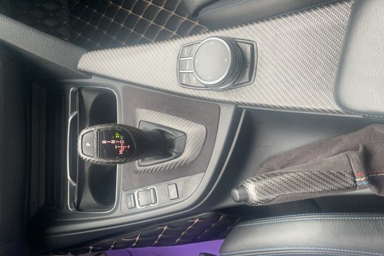 Used BMW 3 Series 2018 330i M Sport Night Edition Gear Lever