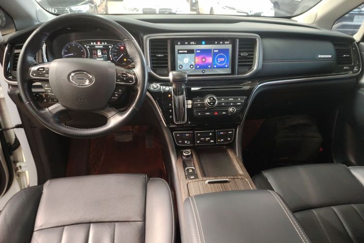 Used GAC Trumpchi M8 2020 Master Edition 390T Deluxe Version Center Console