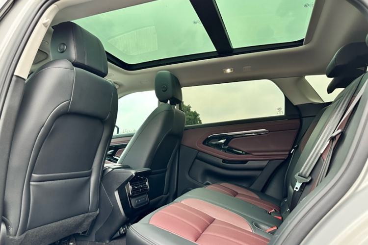 Used Land Rover Range Evoque 2021 Range Rover Velar 249 PS R-Dynamic S Performance Edition