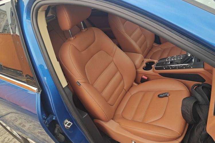 Used Zotye SR9 2017 2.0T Automatic Ultimate Edition
