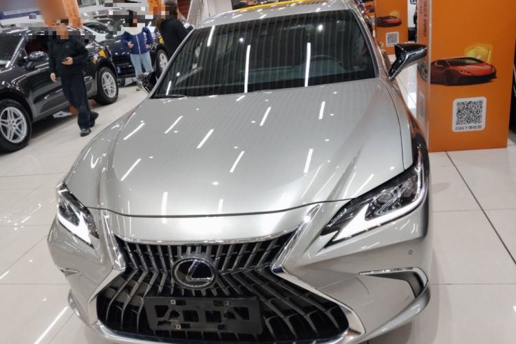 Used Lexus ES 2023 200 Excellence Edition Front