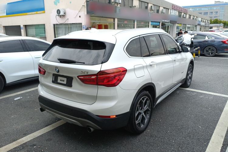 Used BMW X1 2018 xDrive20Li Luxury Edition Rear Right 45 Deg