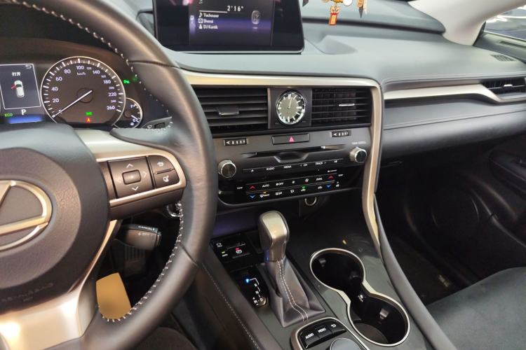 Used Lexus RX 2016 300 Two-Wheel Drive Elite Version China V Standard Center Console