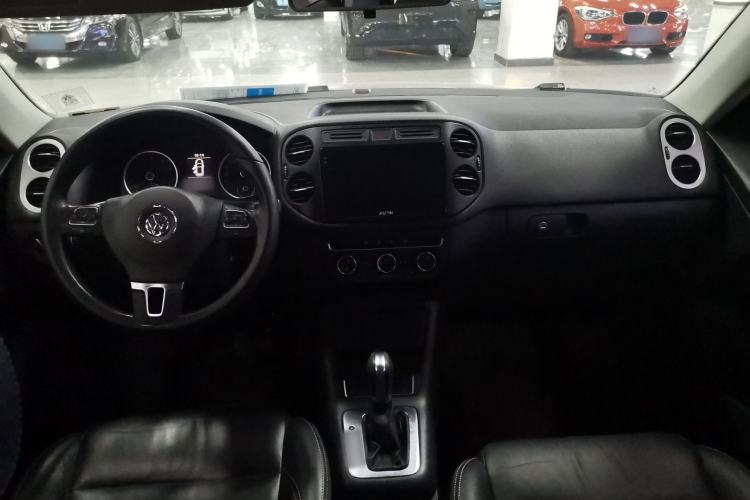 Used Volkswagen Tiguan L 2016 300TSI Automatic Two-Wheel Drive Comfort Edition
