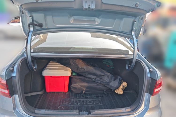 Used Volkswagen Lavida 2022 1.5L Automatic Fashion Edition