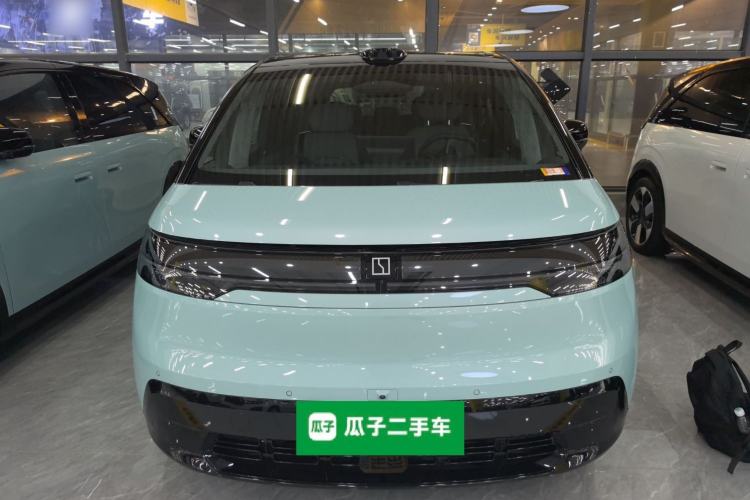 Used Zeekr MIX 2025 Intelligent Driving Version
