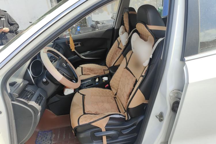 Used Bestune X80 2015 2.0L automatic comfort version