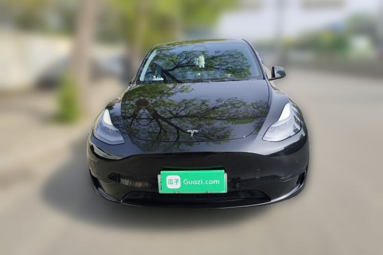 Used Tesla Model Y 2023 Rear-Wheel-Drive Version
