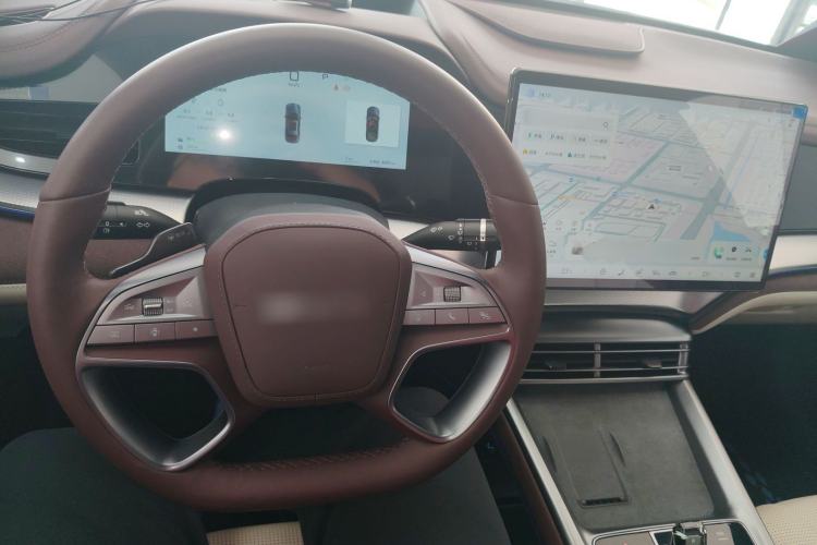 Used BYD Seal 07 DM-i 2025 Intelligent Driving Version DM-i 1.5L 125 km Prestige Edition Center Console