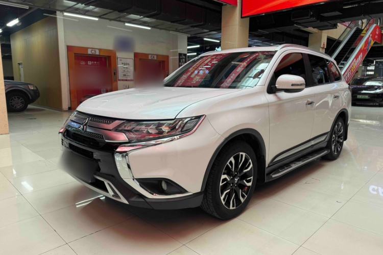 Used Mitsubishi Outlander 2020 2.4L 4x4 Zhi Xiang Edition 5 Seats