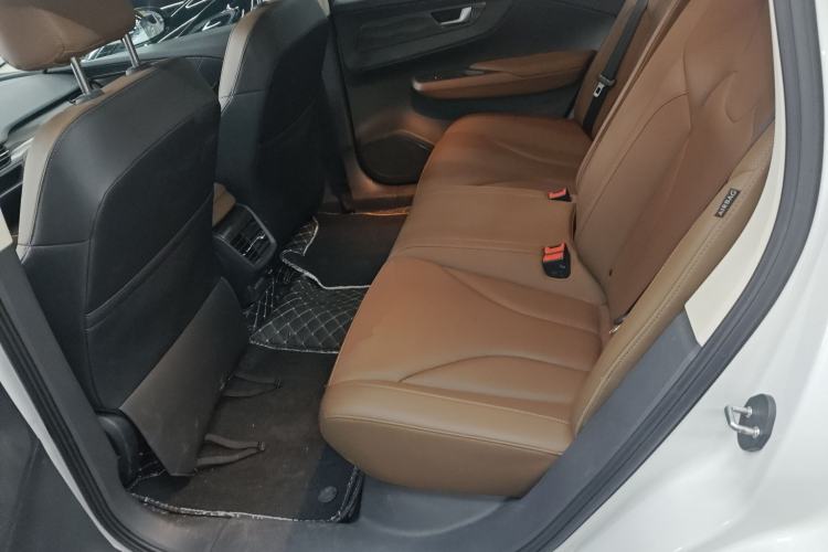 Used Hongqi E-QM5 2022 431 km Charge & Enjoy Edition Left Rear Seat