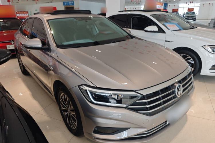 Used Volkswagen Sagitar 2021 280TSI DSG Comfort Connect Edition Front Right 45 Deg