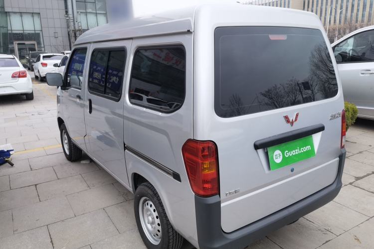 Used Wuling Zhiguang 2023 1.5L Practical Version 5/7 Seats