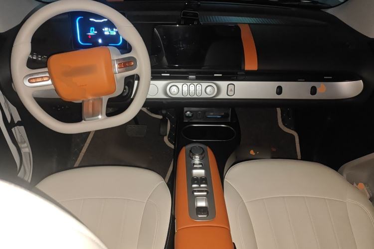 Used CHANGAN NEVO Lumin 2025 301km Honey Dew Edition
