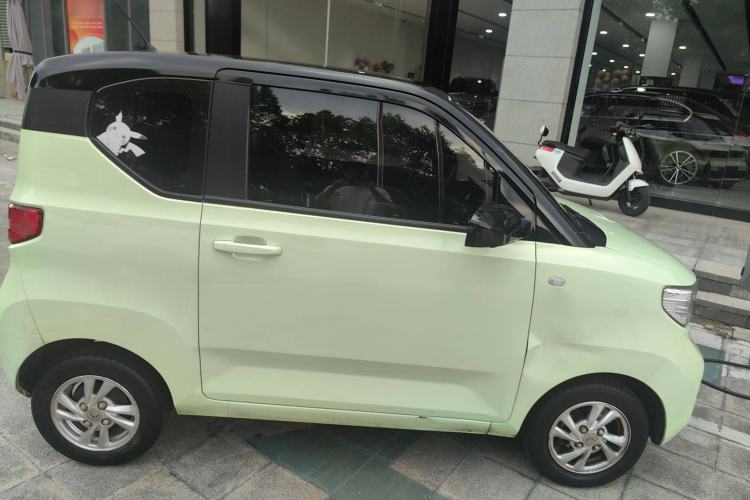 Used Wuling Hongguang MINIEV 2021 Macaron Fashion Model Lithium Iron Phosphate