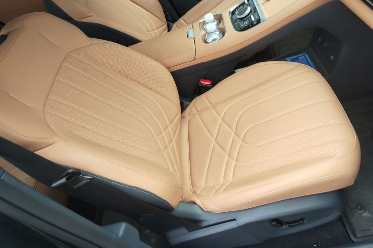 Used Geely Galaxy Galaxy Xingjian 7 EM-i 2025 120km Flagship Edition
