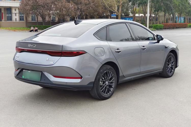 Used BYD Qin PLUS 2025 EV Smart Drive Edition 420KM Leading Model
