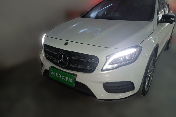 Used Mercedes-Benz GLA 2018 GLA 220 4MATIC Sport Edition Guazi used car, China used car export, Used car for sale, Used cars, Cheapest cars for sale