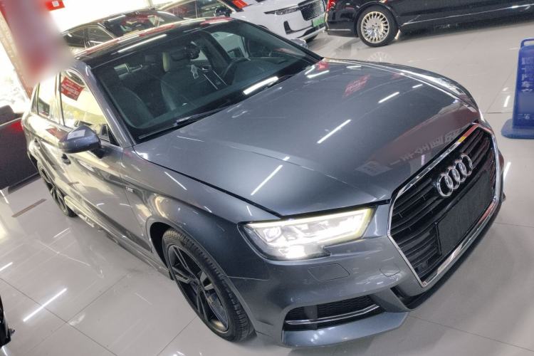 Used Audi A3 2019 Limousine 35 TFSI Fashion Edition China V standard
