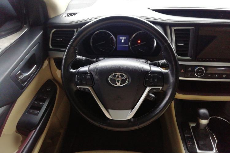 Used Toyota Highlander 2015 2.0T Four-Wheel Drive Luxury Edition 7-Seater