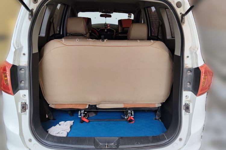 Used FAW Yingzhi 727 2016 1.5L Standard Edition Trunk