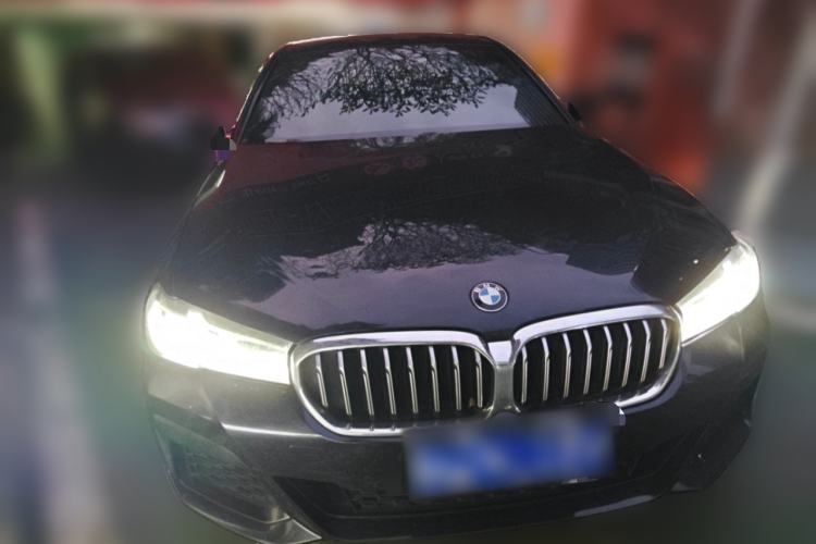 Used BMW 5 Series 2021 Facelifted 530Li Leading Edition M Sport Package Front