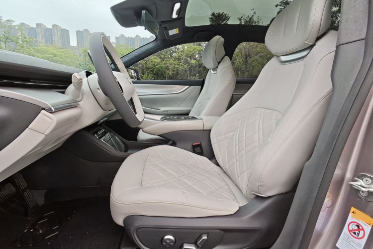 Used CHANGAN NEVO A07 2024 All-Electric "True Fragrance" Edition 710 Flagship Model Left Front Seat